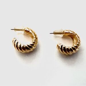Vintage Gold Spiral Earrings
